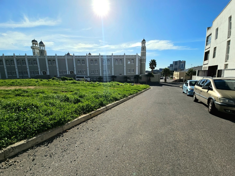 3 Bedroom Property for Sale in Zonnebloem Western Cape